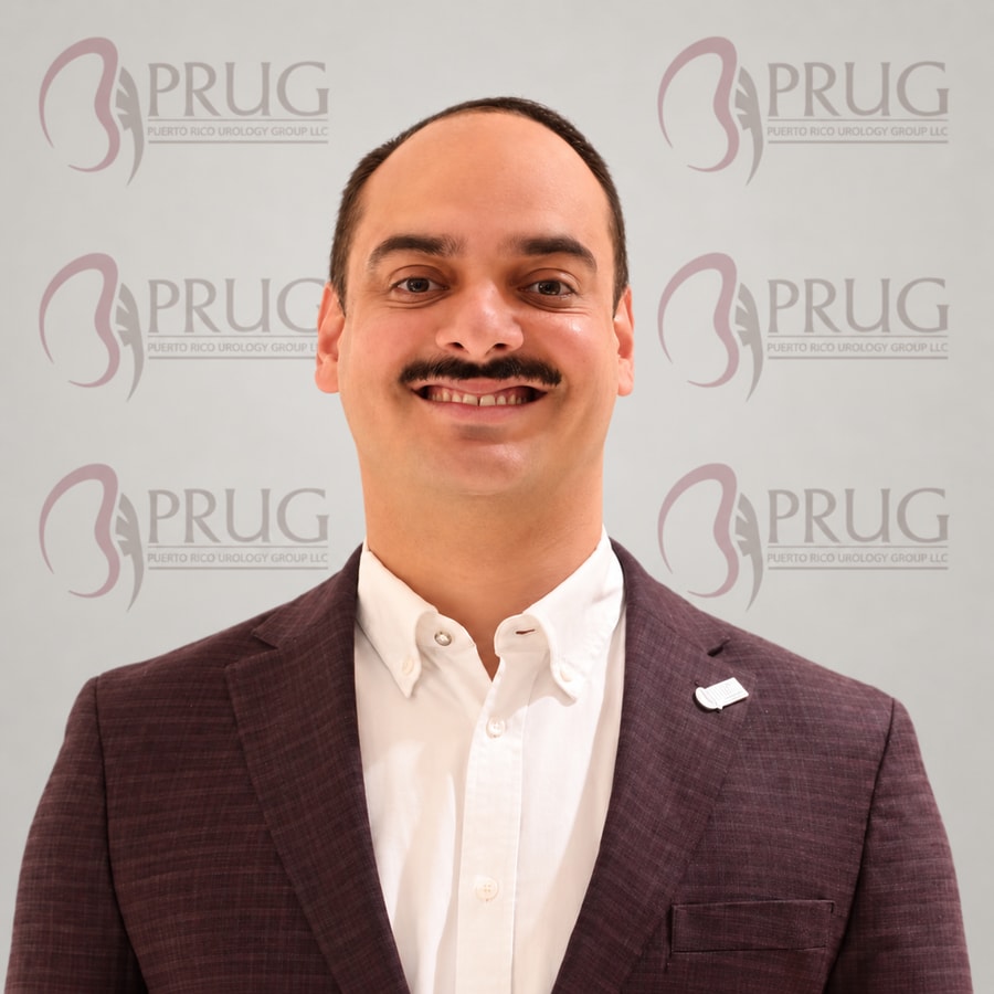 Dr. Omar Soto Aviles